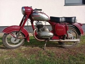 Jawa ČZ 250