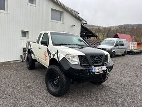 Nissan Navara 2.5 126kw king Cab