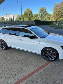 Škoda Superb combi sportline 2.0tdi 140kw 4x4