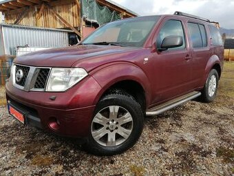 Nissan Pathfinder, 7 miestny, tazne