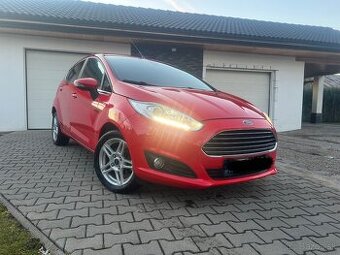 Ford Fiesta Automat - TITANIUM