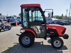 Traktor RANGER MASTER 23 HP na SPZ s Euro V s kabinou a s če