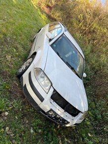 Rozpredám na diely Passat B5