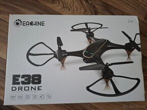 Rc dron s kamerou