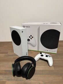 Xbox series s + xbox wireless headset