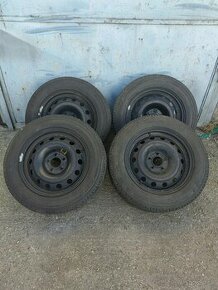 5x120 r16c 215/60