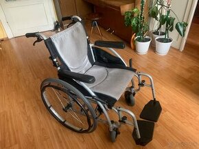 Invalidný vozík ultraľahký