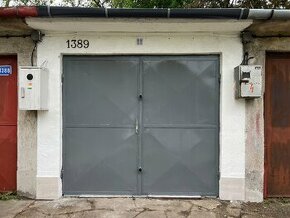 Kompletne zrekonštruovaná garáž (Orechový rad)