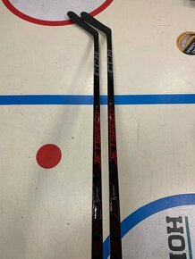 UPLNE NOVA PROFI HOKEJKA CCM JETSPEED FT5 SR