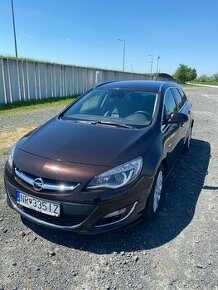 Opel Astra Combi 2.0CDTI