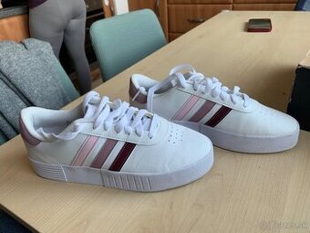 Adidas tenisky