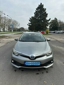 Toyota Auris Touring Sport 1.8 Hybrid