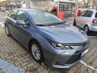 Toyota Corolla 1.5 Dynamic Force Comfort Tech Edition manuál