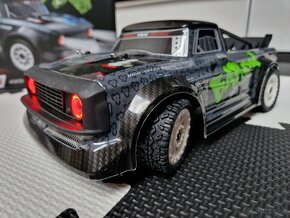 RC drift auto 4x4