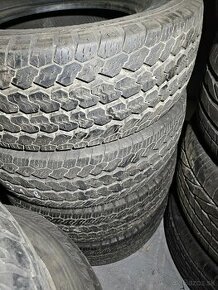 4x celoročne pneu 225/70r15c