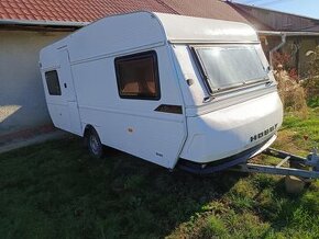 Karavan HOBBY 495T