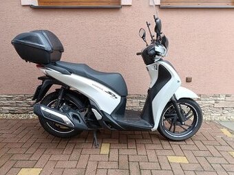 Honda SH 150 - 1