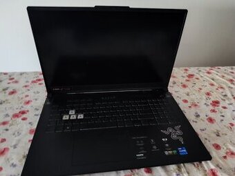 Asus TUF Gaming F17 - 1