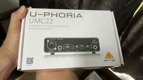 Behringer UMC22 U-Phoria