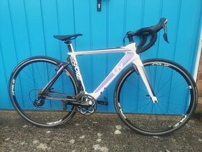 Giant/Liv damsky karbonovy cestak XS, (ako trek specialized) - 1