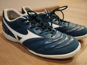 Halové tenisky Mizuno MRL Sala Club In, veľkosť 42 EU, 8 UK