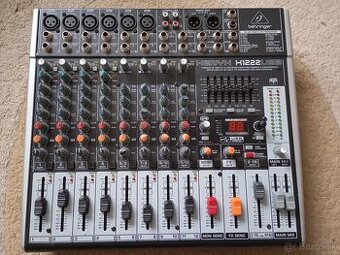 Behringer Xenyx X1222USB