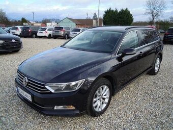 Volkswagen Passat 2.0TDi COMFORTLINE - SERVIS - 1