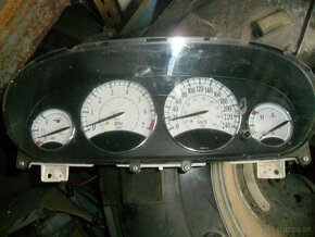 Predam budiky Tachometer na Chrysler Sebring