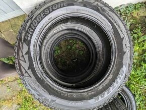 235/65-r18 Bridgestone - 1