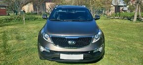 Kia sportage 1,7Crdi 2015 max vybava alcantra.par.kamera