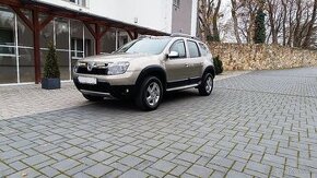 Dacia Duster 1.6i SCe 4x4.  LPG