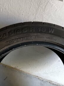 Continental 245/45 R19 - 1