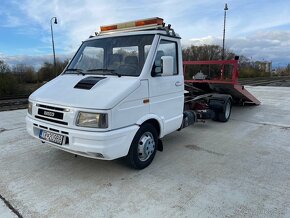 Iveco Turbo Daily 2,5td 35-12 odťahový špeciál