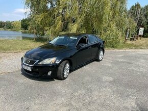 Lexus is220d