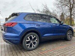 Volkswagen Touareg 3.0 TDI V6, R line, 170 kW, vzduch. podv.