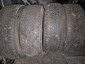 215/60 R18