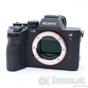 Sony A7R V