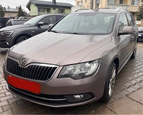 ROZPREDÁM ŠKODA SUPERB 2 2.0Tdi 125kw facelift