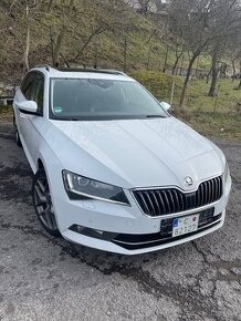 Skoda Superb 2.0 TSI 206kw 4x4 DSG Style Plus