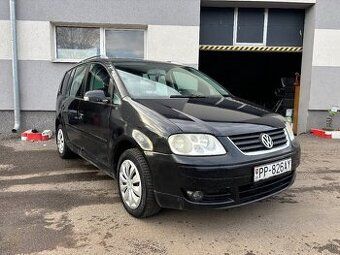 Volskwagen Touran 1.9 tdi 74kw 6 stup