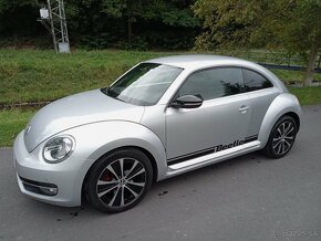 Volkswagen beetle 1.6 TDI elegance model 2014