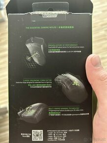 Razer deathadder essential myska