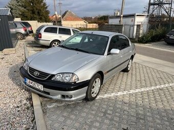 Toyota Avensis 1.6 Benzin VVti