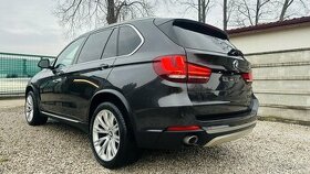 BMW X5 xDrive 30d A/T m-packet sport 7 miest