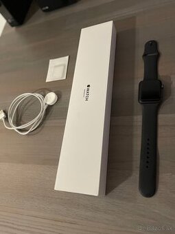 Apple Watch 3 42mm - 1