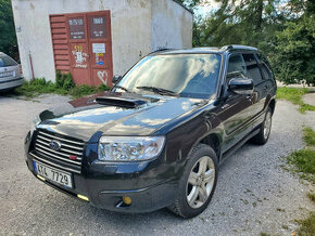 SUBARU FORESTER 4X4 XT 2,5 TURBO 180 KW TOP STAV