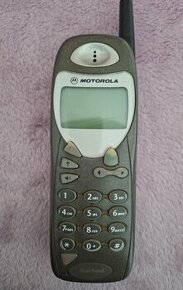 Predám mobil Motorola