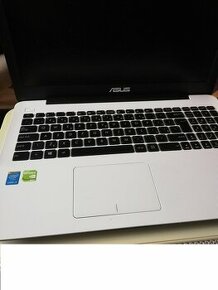 Predám NB ASSUS 15",12GB RAM,1TB HDD,NVIDIA 920M,DVD RW