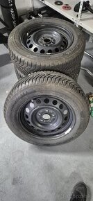 Yokohama 215/60 R16 99H