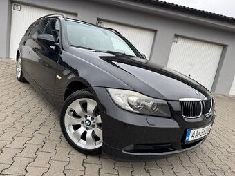 BMW Rad 3 Touring 325 xi 4x4 160KW 218PS